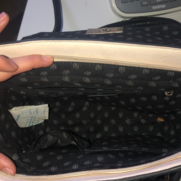 Call It Spring adjustable handbag - Picture 2 of 3